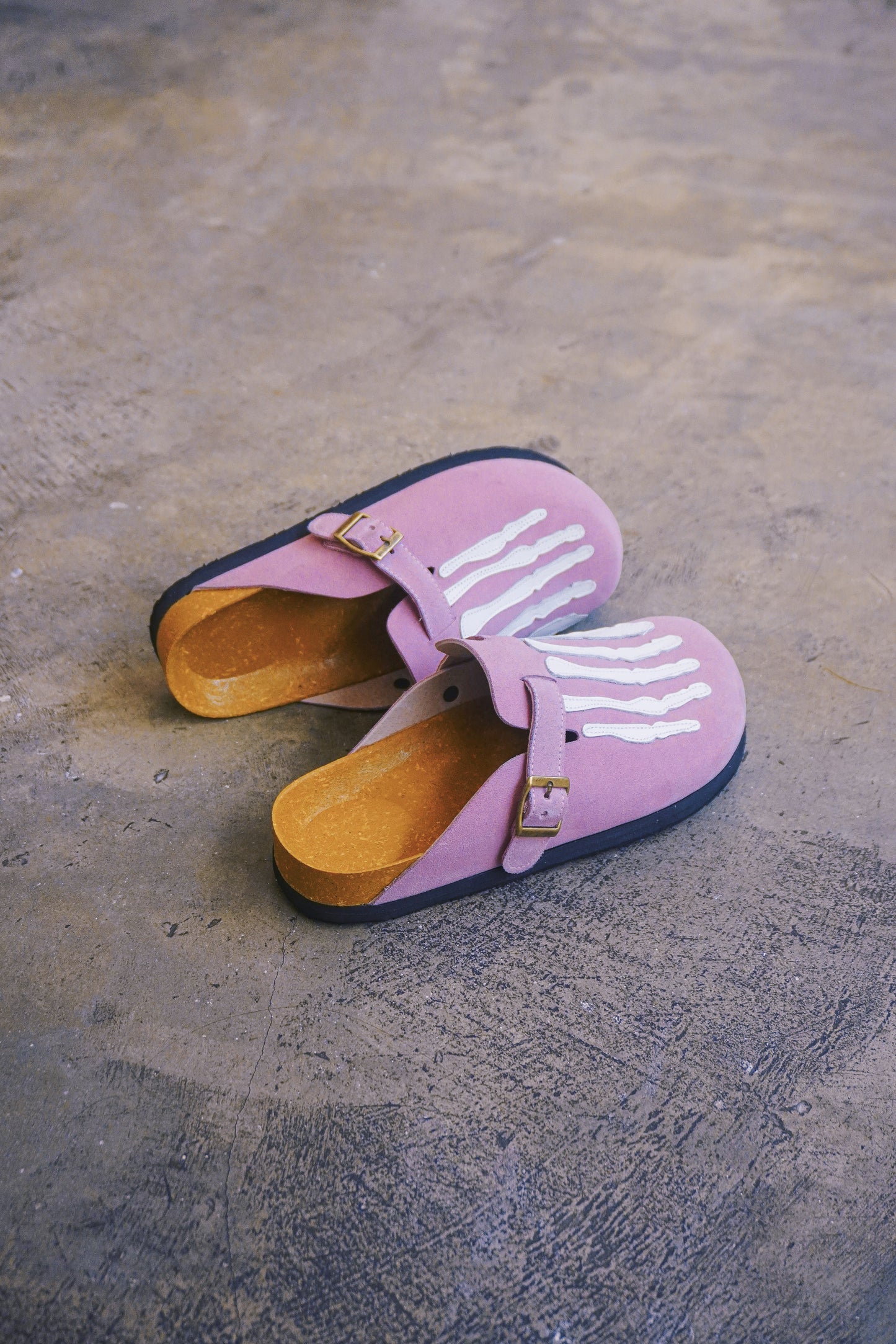 Skeleton Clogs in Pink