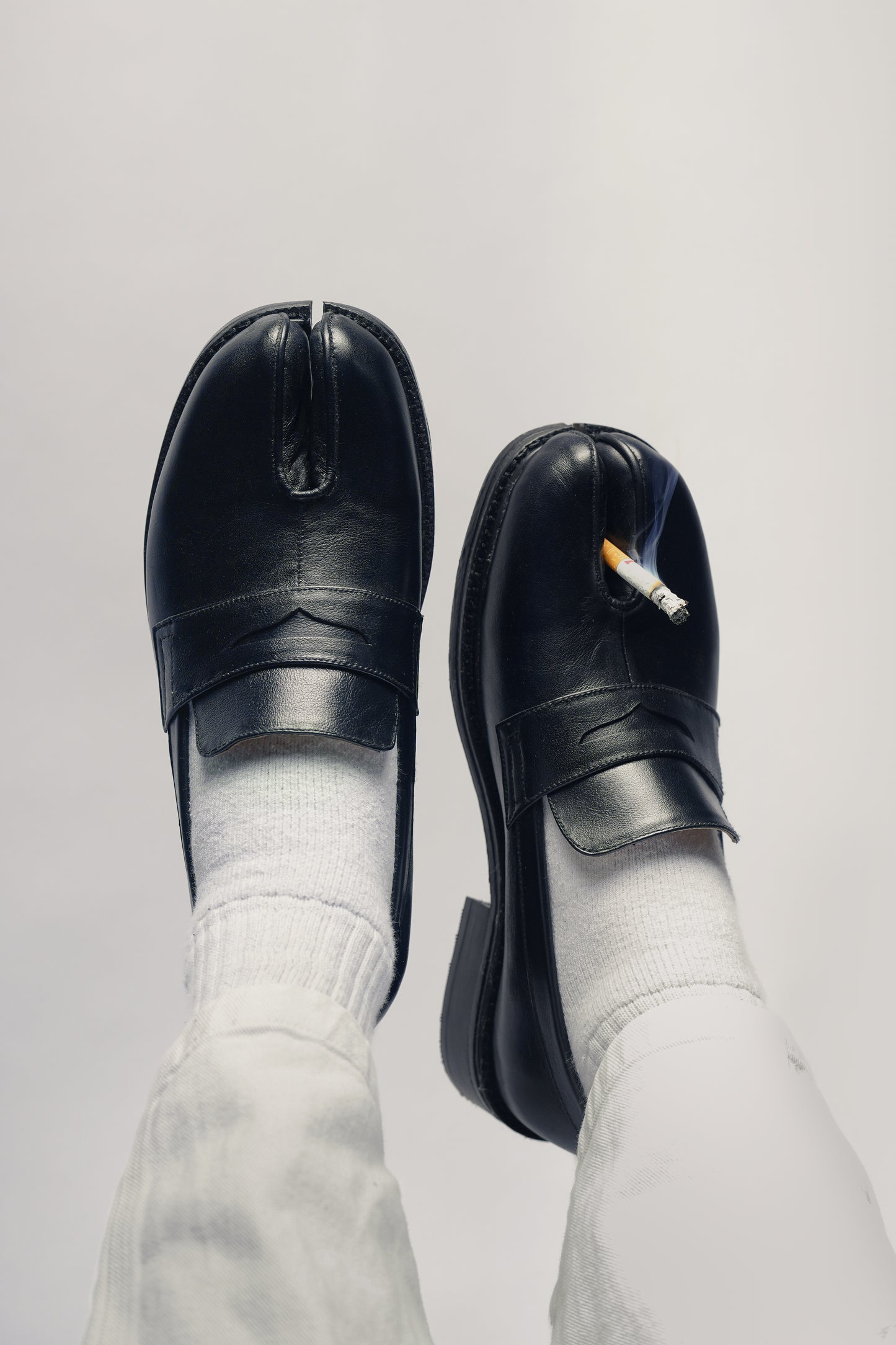 TRAVIS - TABI LOAFERS